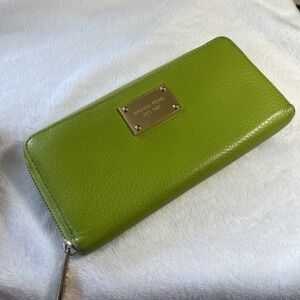 Michael Kors Green Zip-Around Women's Wallet with Logo and Zipper Accents